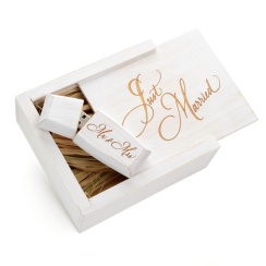 Just Married Design - Wildwood White Wash in Wooden Box